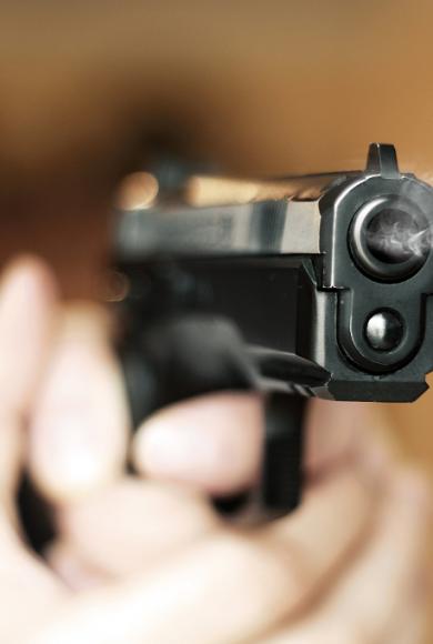 Τέξας: Τι συνέβη όταν ύποπτος χρησιμοποίησε πολίτη ως ανθρώπινη ασπίδα κι άρχισε να πυροβολεί αστυνομικό - Η αντίδραση του αστυνομικού