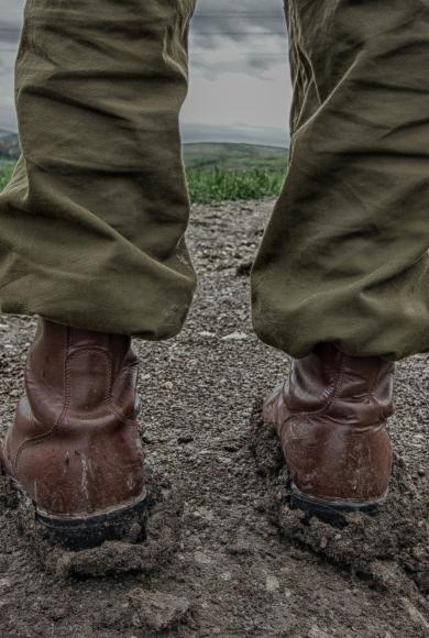 στρατιωτησ