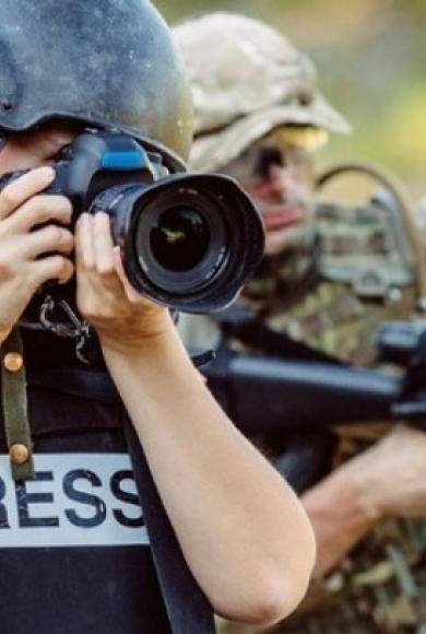 δημοσιογράφΟΙ