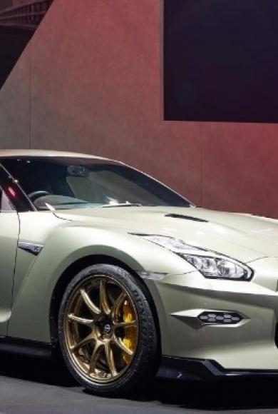  Nissan GT-R