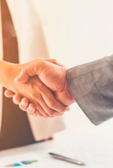 Απίστευτη απάτη από τραπεζικό: Εβγαζε εικονικά καταναλωτικά δάνεια και τσέπωσε €700.000!