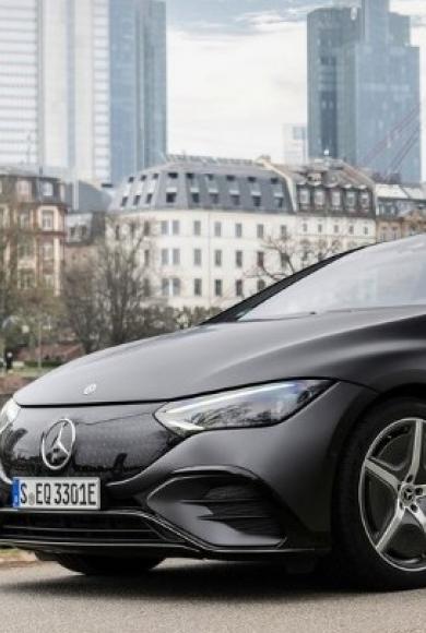 Mercedes-Benz EQE SUV