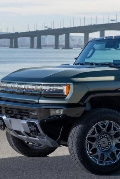 GMC Hummer EV SUV