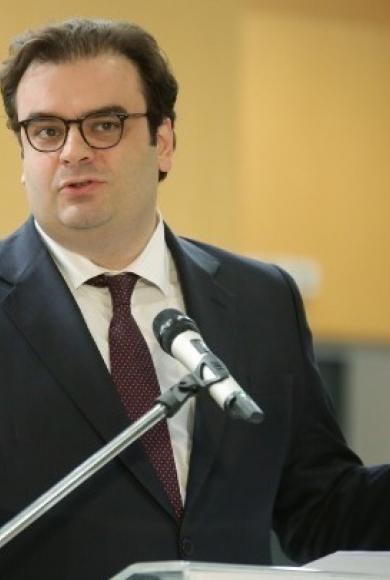 Κυρ. Πιερρακάκης