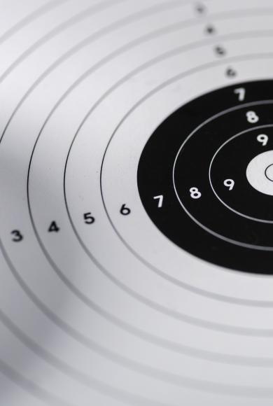σκοποβολή_istock-970323268