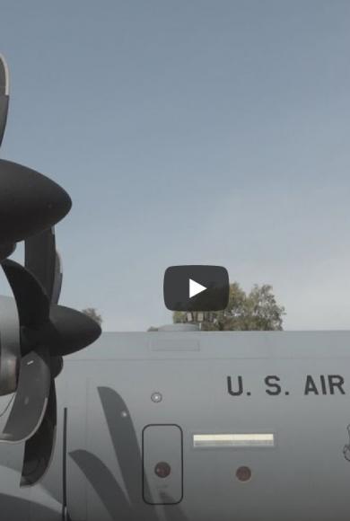 θηριώδες C-130J των ΗΠΑ 