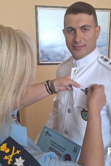 αλεξιπτωτιστεσ αστυνομικοι