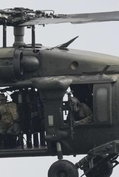 ελικόπτερα Black Hawk 