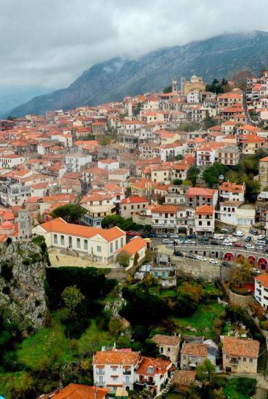 Τέλος το μποτιλιάρισμα στην Αράχωβα - O νέος δρόμος που θα αλλάξει τον Παρνασσό