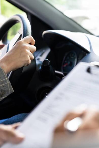 Στον αέρα χιλιάδες διπλώματα οδήγησης -Αυτό είναι το τεστ που θα «κόψει» τους ηλικιωμένους οδηγούς σε Ελλάδα και Ευρώπη