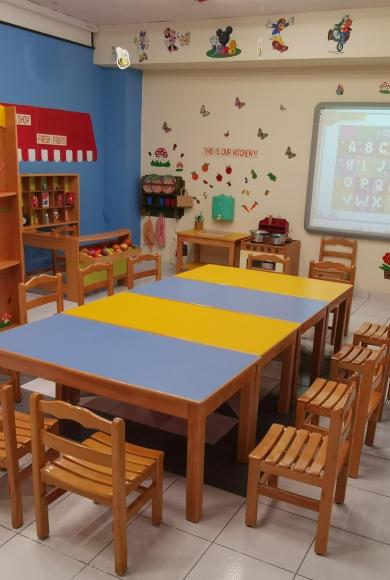 Σε ποια ηλικία πρέπει να ξεκινήσει το παιδί μου Αγγλικά; Τι λένε οι ειδικοί