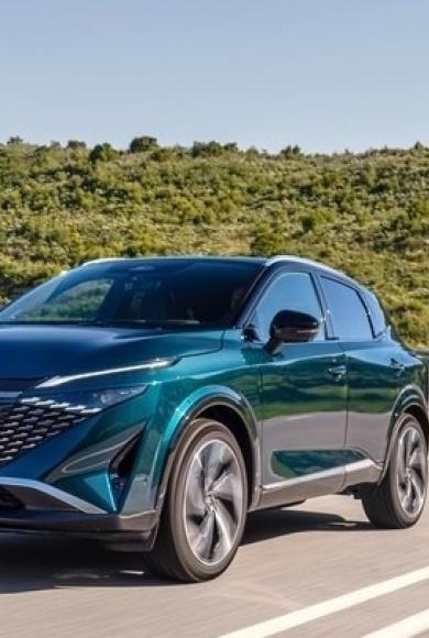 NISSAN