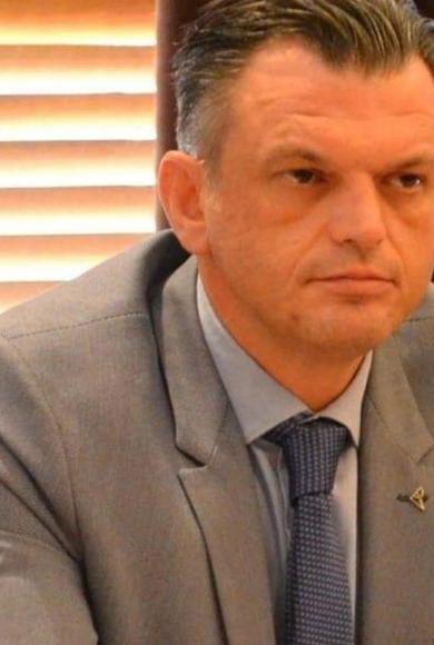 Συνδρεβέλης