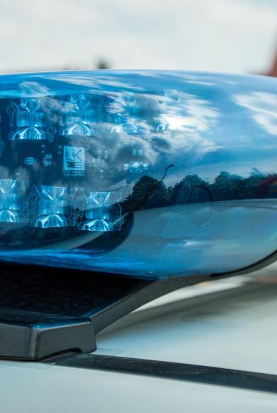 Μενίδι: Συνελήφθη Ρομά για την φωτιά που έκανε στάχτη εργοστάσιο πλαστικών<p>Πηγή: <a target="_blank" href="https://www.iefimerida.gr">iefimerida.gr</a> - <a target="_blank" href="https://www.iefimerida.gr/ellada/menidi-synelifthi-roma-gia-fotia-ergostasia">Μενίδι: Συνελήφθη Ρομά για την φωτιά που έκανε στάχτη εργοστάσιο πλαστικών -Έκαψε καλώδια για να πάρει τον χαλκό - iefimerida.gr</a></p>