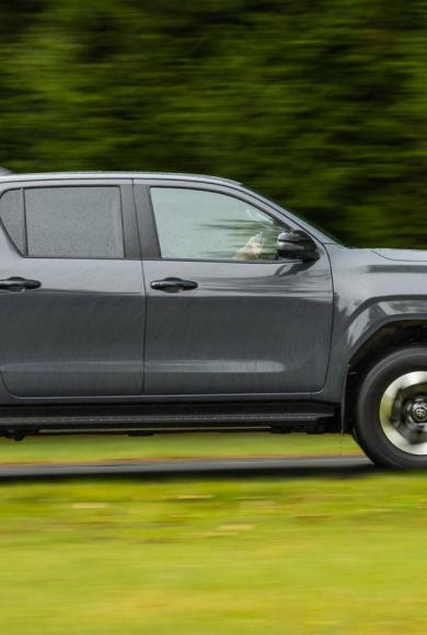 Αυτός είναι ο Έλληνας που δημιούργησε το διασημότερο αγροτικό Toyota στον κόσμo