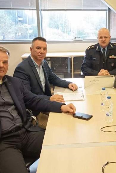 συνάντηση της Π.Ο.Ε.Υ.Π.Σ. με τον Αρχηγό του Πυροσβεστικού Σώματος