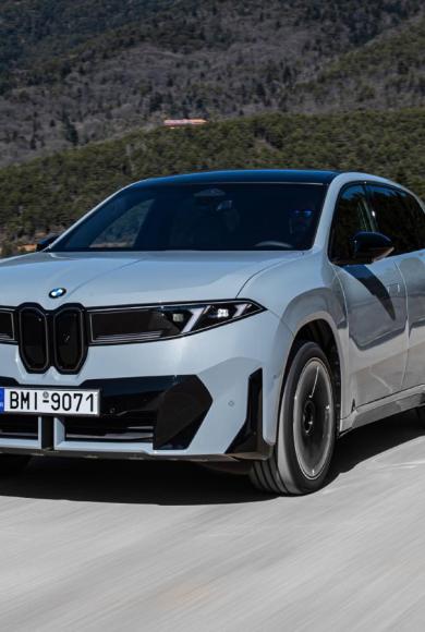 Οδηγούμε στην Ελλάδα τη νέα BMW iX3