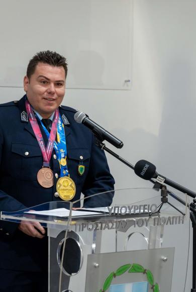 Γιάννης Καργιωτάκης
