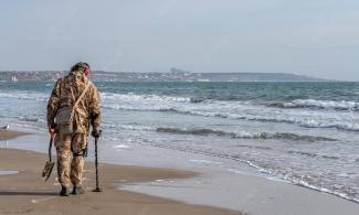 Οδησσός: Άνδρας έκανε μπάνιο σε απαγορευμένη παραλία και διαμελίστηκε από έκρηξη νάρκης 