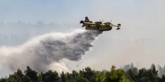 Νέα μέτωπα σε Σύρο και Σκάλα Λακωνίας -Οριοθετήθηκε η φωτιά στη Φυλή