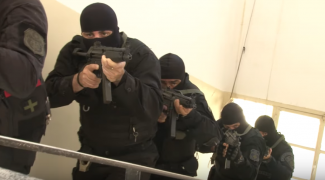 ΕΞΩΤΕΡΙΚΟΙ ΦΡΟΥΡΟΙ