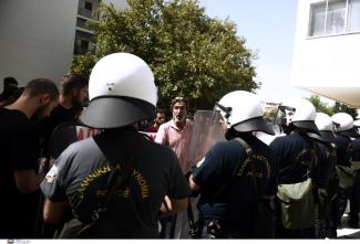 ΑΣΤΥΝΟΜΙΚΟΣ