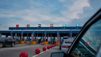 «Δεν πληρώνω»: Οδηγός πιάστηκε από την αστυνομία για απλήρωτα διόδια 52.000 ευρώ