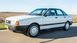 H απίστευτη ιστορία ενός Audi 80: Κλάπηκε πριν από 30 χρόνια, εξαγοράστηκε από αστυνομικό και κυκλοφορεί σαν καινούργιο