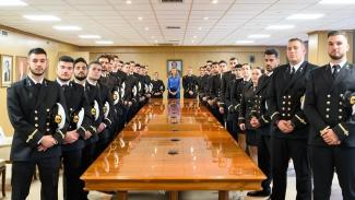 νέα γενιά Nαυτελλήνων