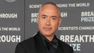 Ρόμπερτ Ντάουνι Τζ