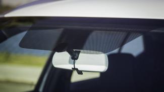 Το κόλπο για να βρεις την ηλικία ενός αυτοκινήτου μέσα σε δευτερόλεπτα