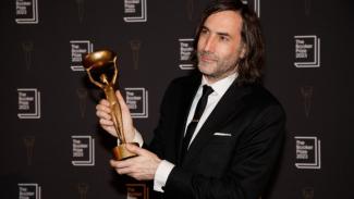 ιρλανδό συγγραφέα Πολ Λιντς_amna