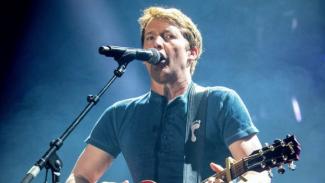 Τζέιμς Μπλαντ_amna