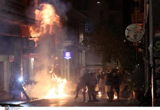 επεισόδια εξαρχεια