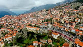 Τέλος το μποτιλιάρισμα στην Αράχωβα - O νέος δρόμος που θα αλλάξει τον Παρνασσό