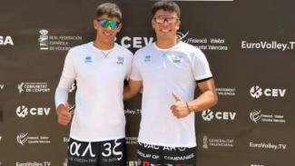 Κώστας Βένιος με τον Αντώνη Καρύκα