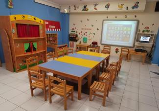 Σε ποια ηλικία πρέπει να ξεκινήσει το παιδί μου Αγγλικά; Τι λένε οι ειδικοί