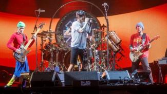 Ντοκιμαντέρ που εξερευνά τα πρώτα χρόνια των Red Hot Chili Peppers θα κάνει πρεμιέρα στο Netflix