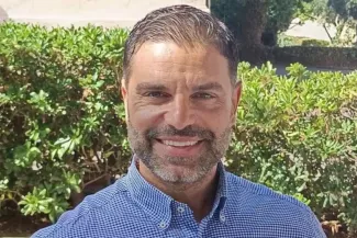 Μανώλης Πετειναράκης