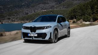 Οδηγούμε στην Ελλάδα τη νέα BMW iX3