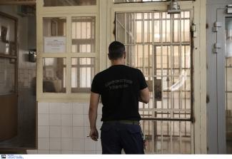 Αναζητείται βαρυποινίτης που δεν επέστρεψε από άδεια
