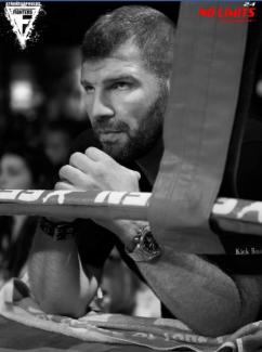 FIGHTERS ATHANASOPOULOS: Τα οφέλη του kickboxing & της πυγμαχίας για τα στελέχη των Σωμάτων Ασφαλείας