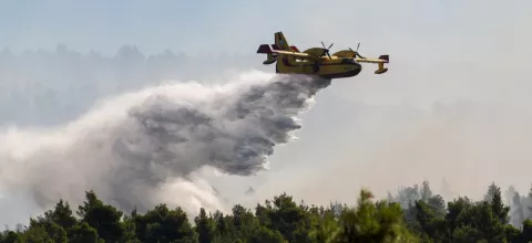 Νέα μέτωπα σε Σύρο και Σκάλα Λακωνίας -Οριοθετήθηκε η φωτιά στη Φυλή