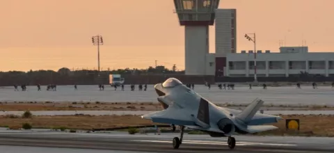 Στα Χανιά διεξάγεται αύριο ένα μέρος της Διακλαδικής Άσκησης Ελλάδος και ΗΠΑ με την επωνυμία «POSEIDON’S RAGE 22».  Ο Υφυπουργός Εθνικής Άμυνας κ. Νικόλαος Χαρδαλιάς,μαζί με τον Υπουργό Εξωτερικών Νικόλαο Δένδια και τον Πρέσβη των ΗΠΑ George Tsunis, θα μεταβούν, αύριο Τρίτη 19 Ιουλίου 2022, στην 115 Πτέρυγα Μάχης, για να παρακολουθήσουν τις δραστηριότητες της Ημέρας Διακεκριμένων Επισκεπτών (DV-DAY) της Διμερούς Διακλαδικής Άσκησης Ελλάδος και ΗΠΑ με την επωνυμία «POSEIDON’S RAGE 22», όπου μεταξύ άλλων συμπ