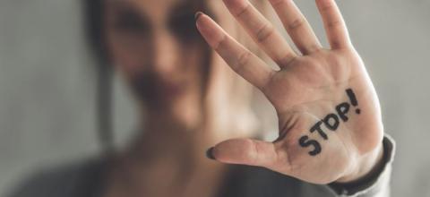 ΕΝΔΟΟΙΚΟΓΕΝΕΙΑΚΗ ΒΙΑ