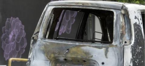 Έκαψαν κλεμμένο φορτηγάκι