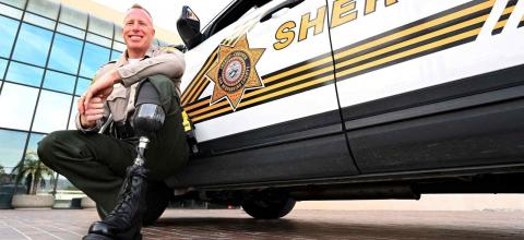 Καλιφόρνια: Το νέο πόστο αστυνομικού που επέστρεψε στο σώμα με ακρωτηριασμένο πόδι