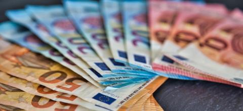 Του άρπαξαν 25.000 ευρώ από... απόσταση!