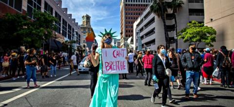 Νέα Υόρκη: Μεγάλες αποζημιώσεις σε διαδηλωτές που έπεσαν θύματα αστυνομικής βίας το 2020