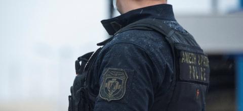 Αστυνομικοί σε ρόλο… baby sitter σε νοσοκομεία της Θεσσαλονίκης